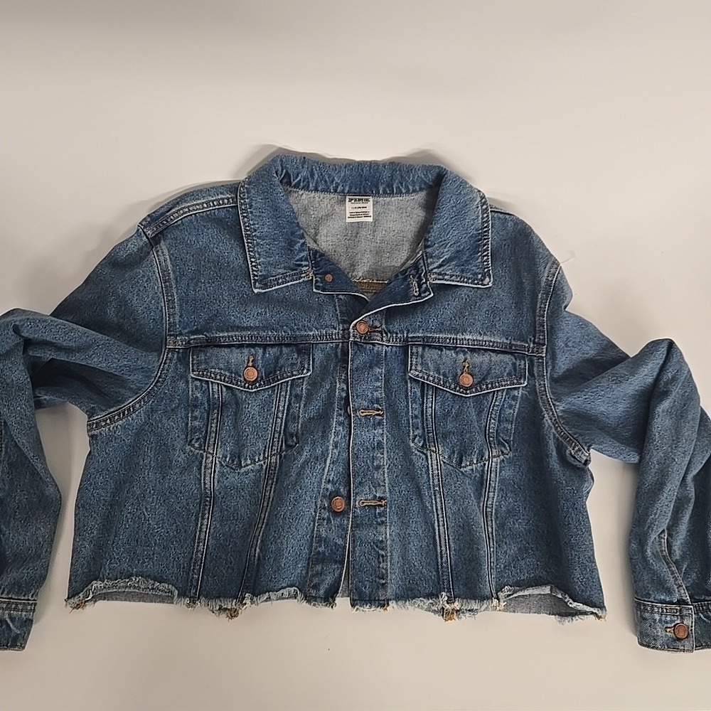 Victoria Secrets PINK Brand Blue Button Down Denim Jean Jacket Cropped Size L
